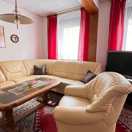 Neumann A.d. Porzellan-manufaktur *